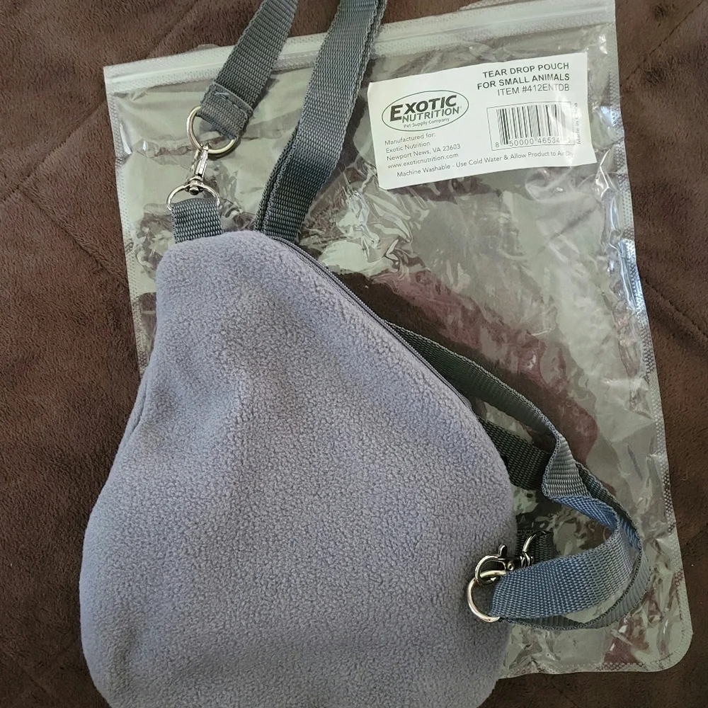BRAND NEW Exotic Nutrition Small Animal Grey Tear Drop Carry Pouch with strap